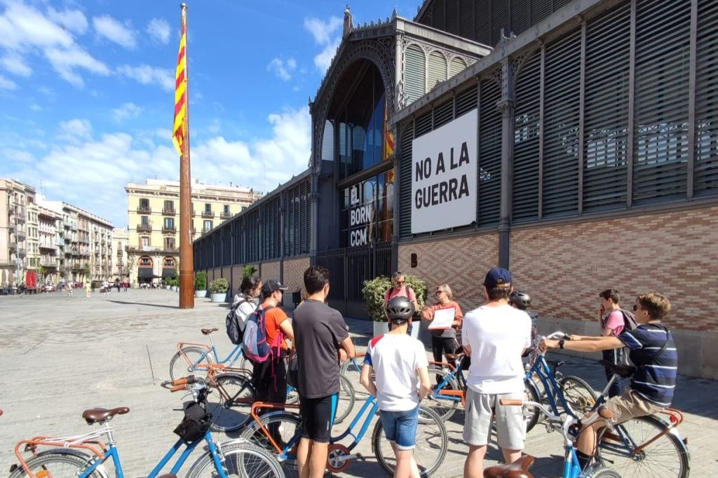 Barcelona: Guided Bike Tour