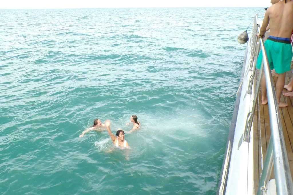 Valencia: Catamaran Cruise + Swim