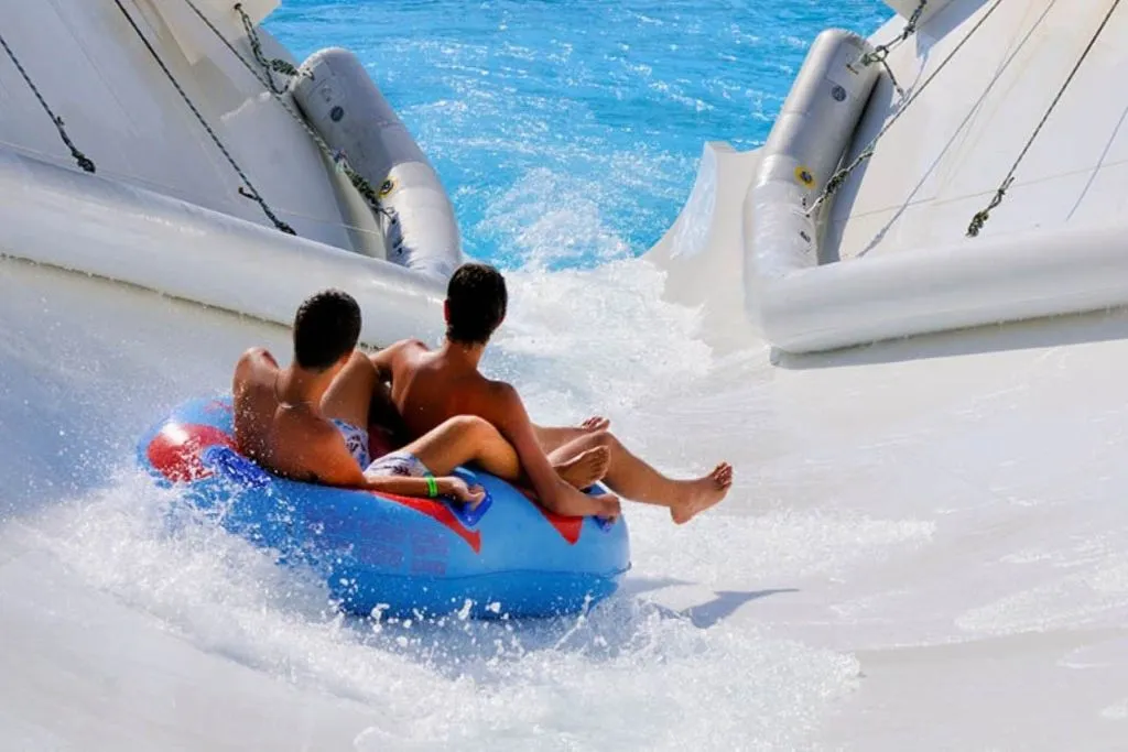Romagna: Biglietto d'ingresso Mirabilandia & Aquafan Combo