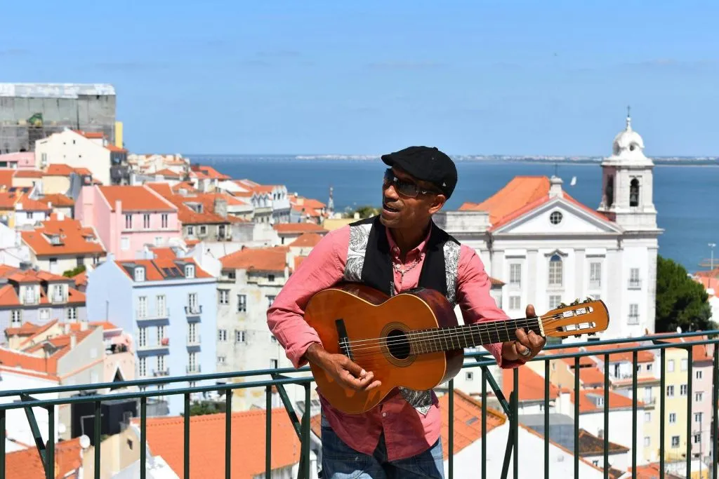 Lisbon: Alfama District Guided Walking Tour