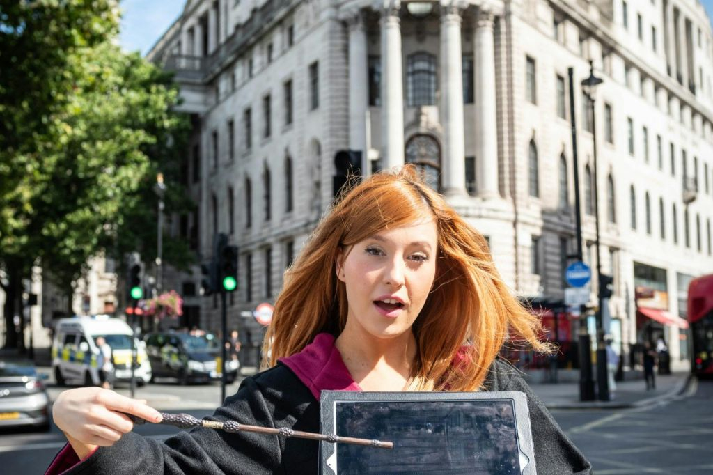 J K Rowling & Wizard: 3-Hr Private Walking Tour