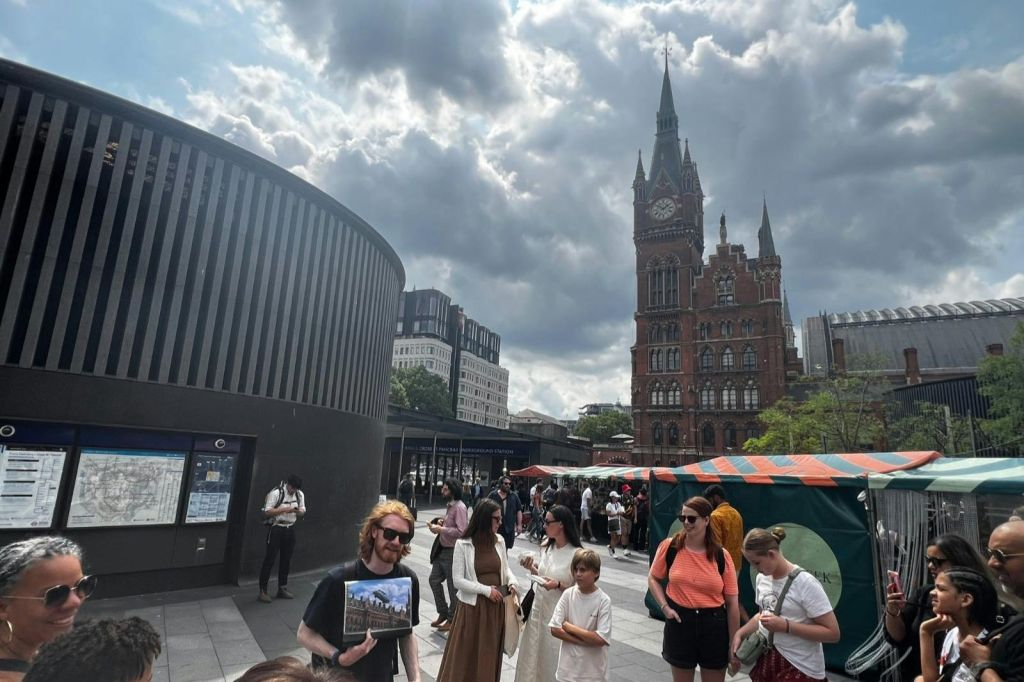 Londres: Visita guiada a pie de Harry Potter + Entrada al Museo de la Prisión de Clink + Crucero