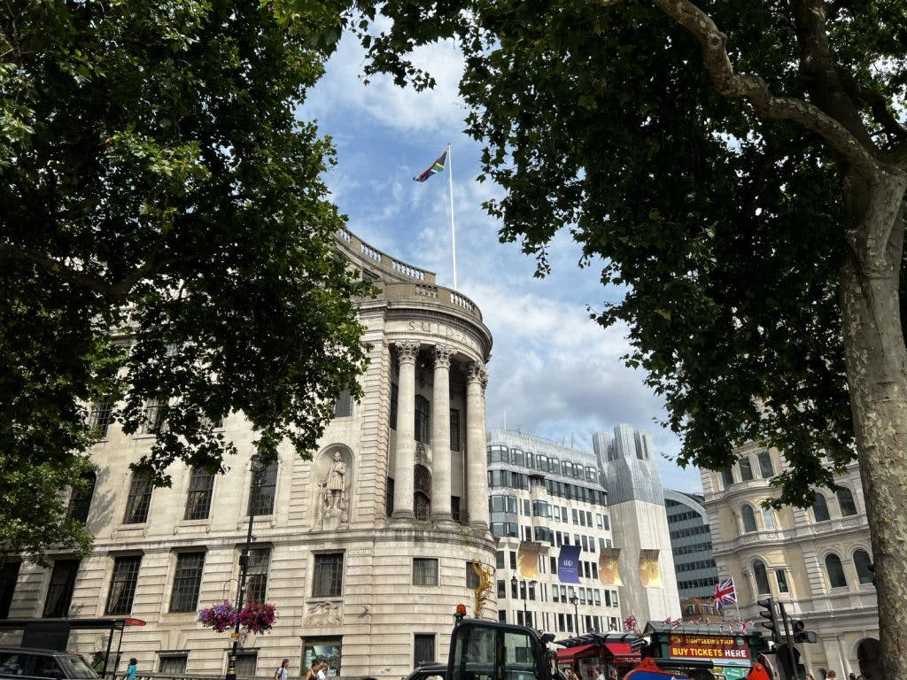 Londres: Visita guiada a pie de Harry Potter + Entrada al Museo de la Prisión de Clink + Crucero