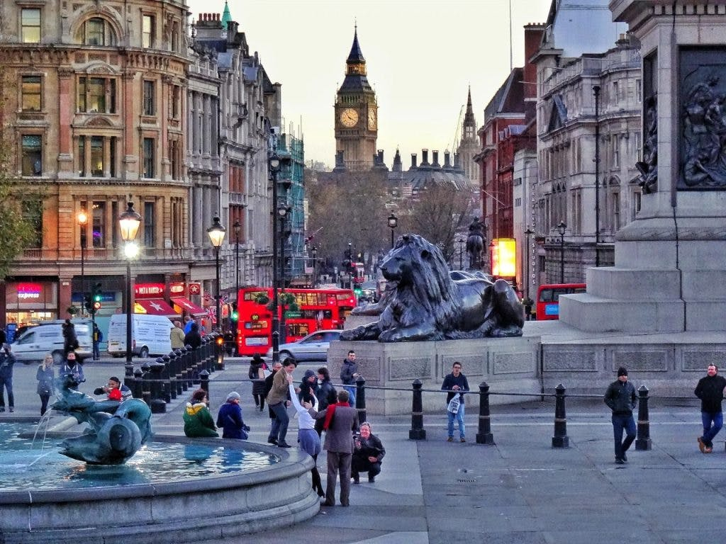 Londres: Visita guiada a pie de Harry Potter + Entrada al Museo de la Prisión de Clink + Crucero
