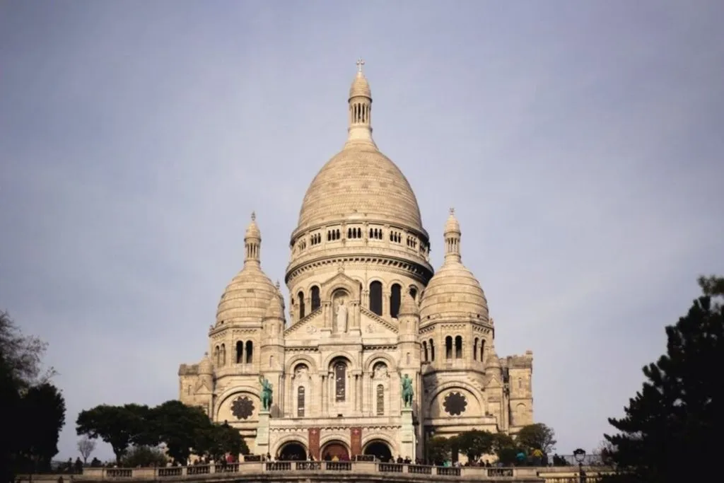 Montmartre Paris: Private Walking Tour