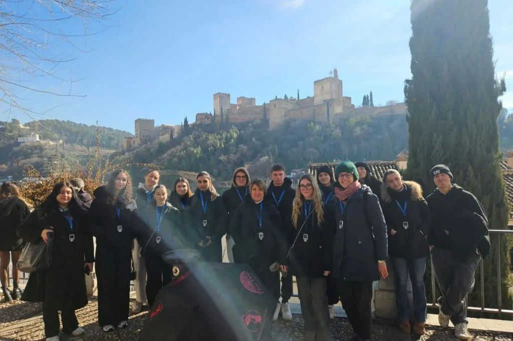 Granada: Historic Center Guided Tour