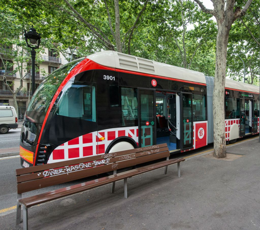 Barcelona Essentials Pass (with Public Transport Card)