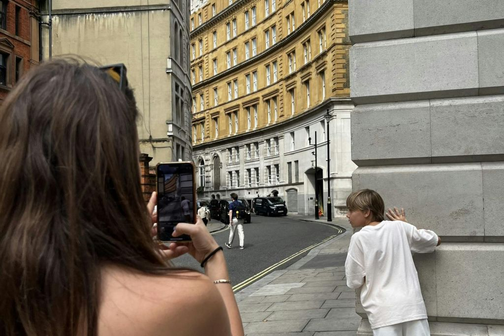 London: Harry Potter Film Sites + Jack the Ripper Combo Tour