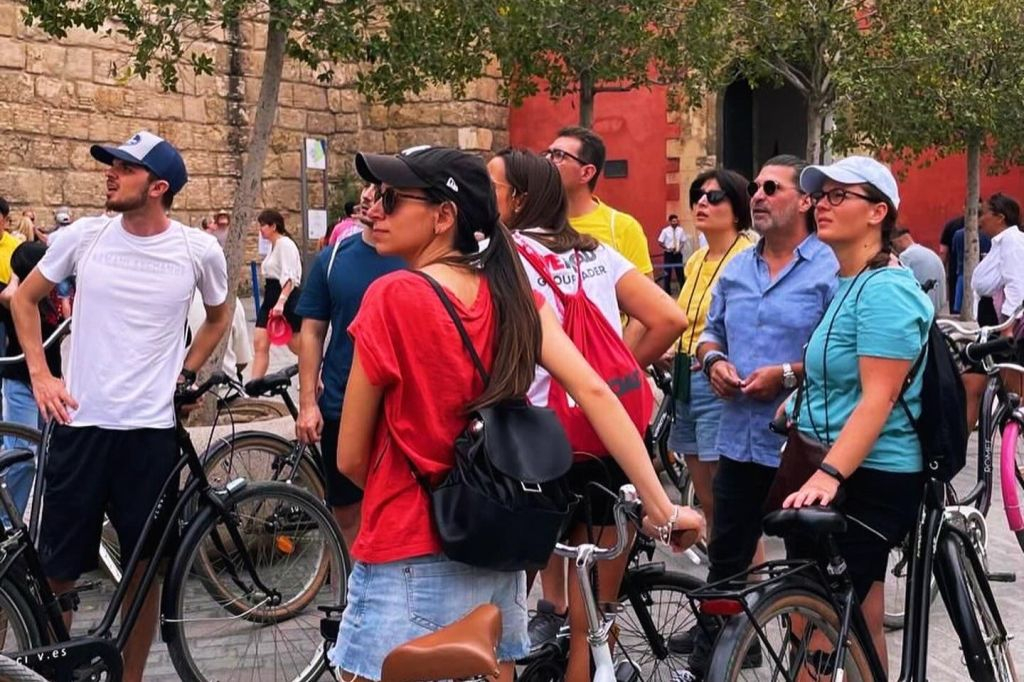 Seville: 2-Hour Guided E-Bike Tour