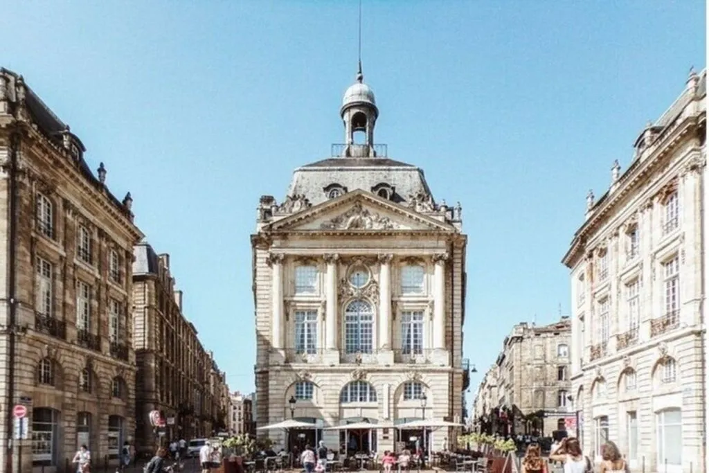 Bordeaux: Small-Group Guided Walking Tour