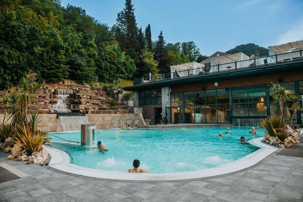 Roseo Euroterme Wellness Resort: Entry Ticket, Spa and Massage + Lunch