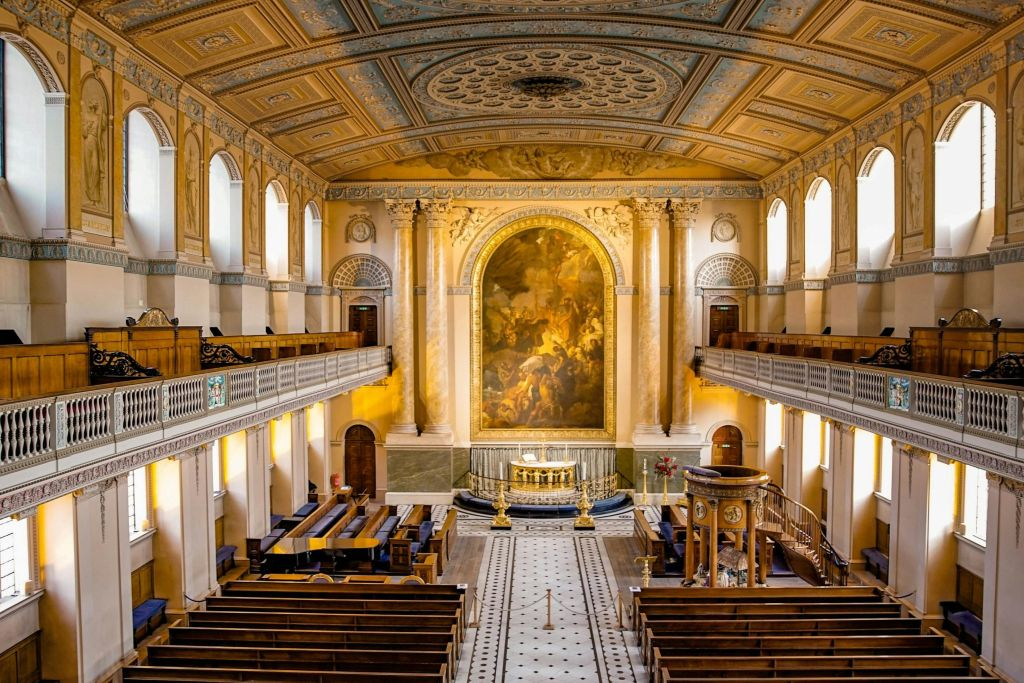 London: Roundtrip Uber Boat by Thames Clippers + Painted Hall Entry
