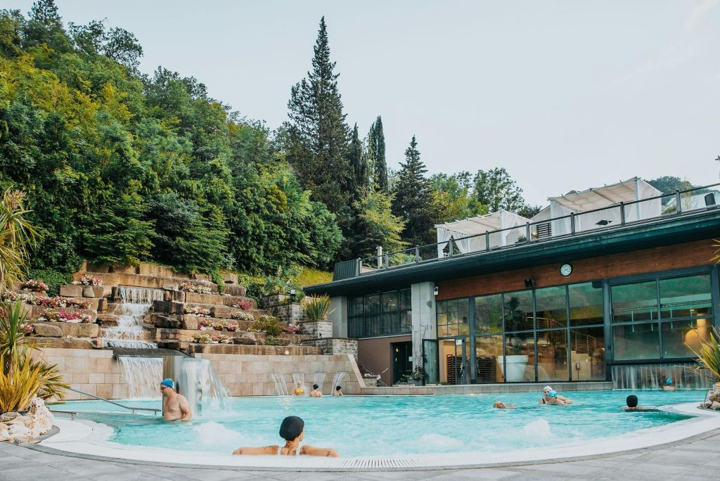 Roseo Euroterme Wellness Resort: 2-Hr Thermal Pool + Aperitif
