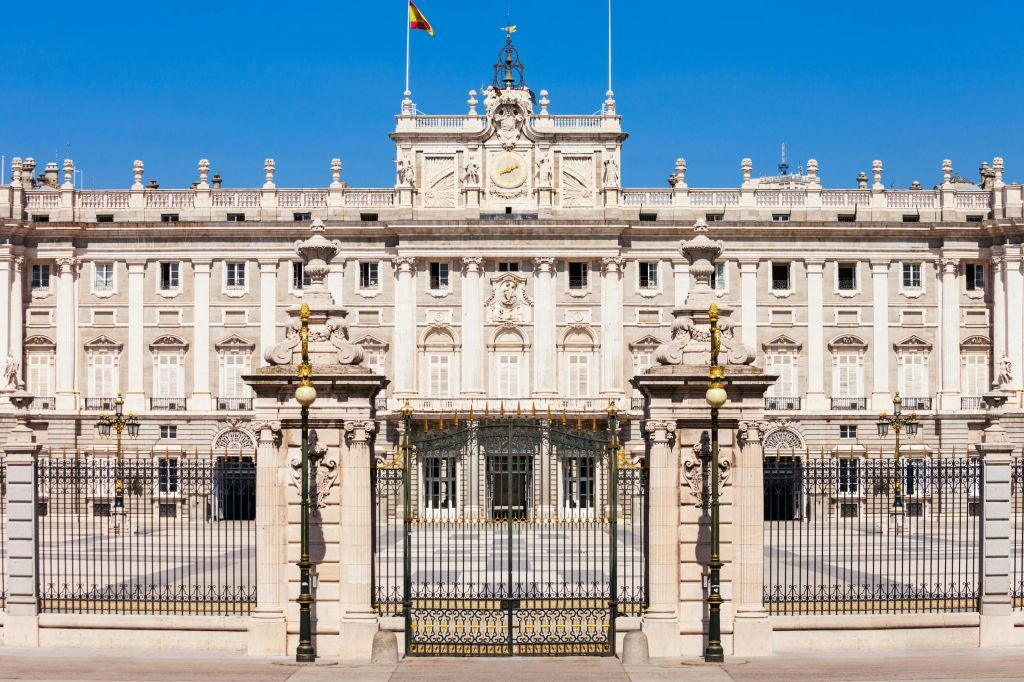 Madrid: Small-Group Guided Walking Tour