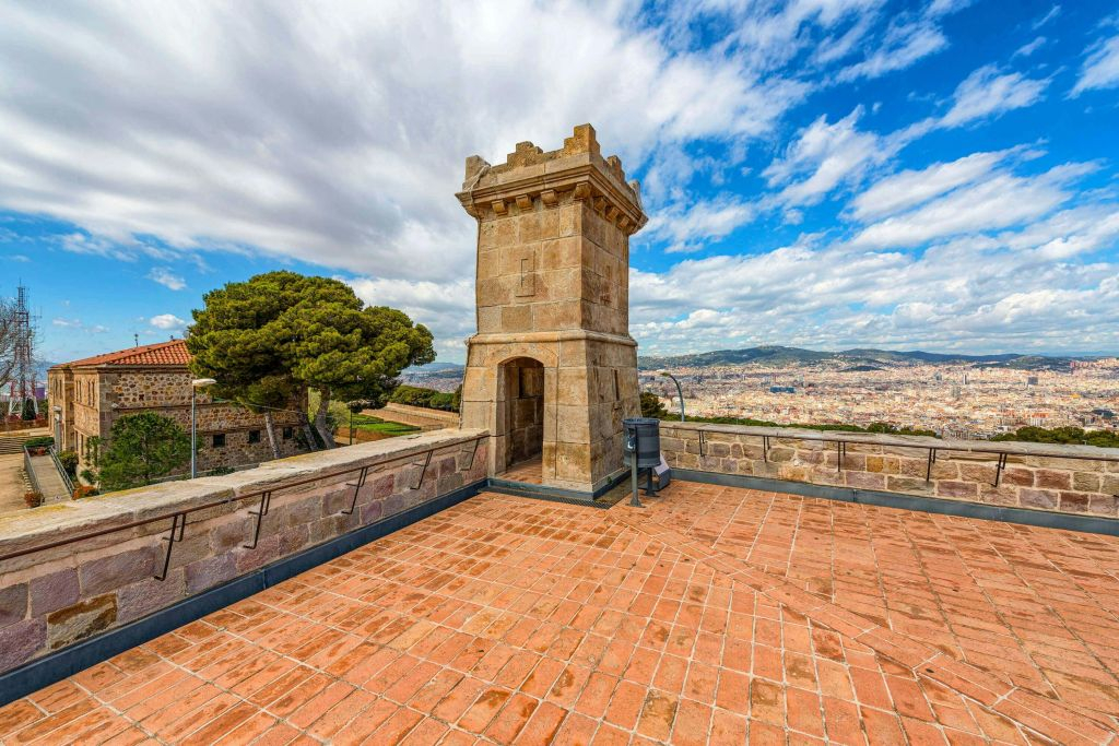 Montjuic Park Barcelona: Audio Guide App by TouringBee