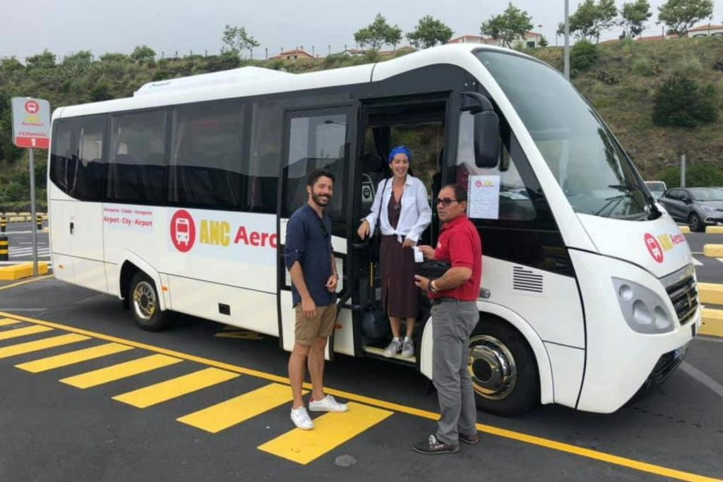 Ponta Delgada: Bus Transfer To/From Airport and City Centre