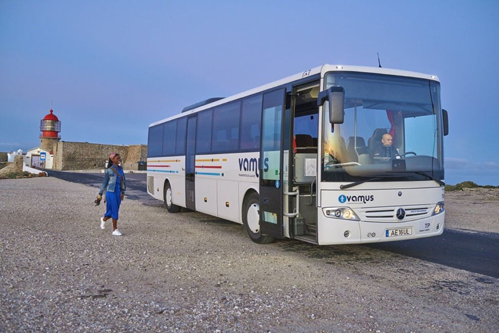 Albufeira: Bus Transfer To/From Faro Airport