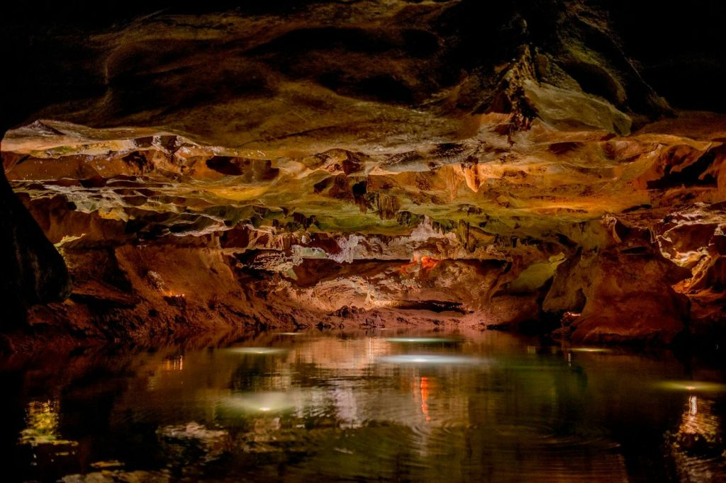San José Caves: Entry Ticket + Guided Tour + Roundtrip Transport