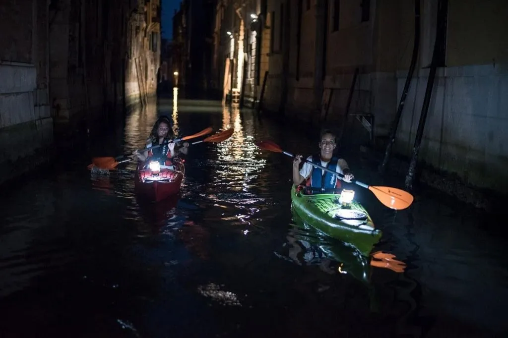 Venice: Guided Sunset Kayak Tour