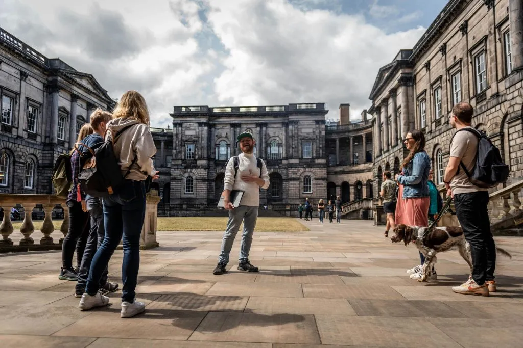 Edinburgh: Harry Potter Sights Tour + Edinburgh Dungeon Entry