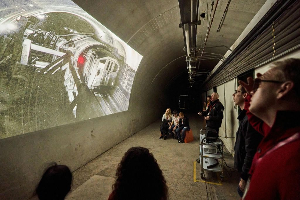 Holborn London: Guided Hidden Tube Station Tour