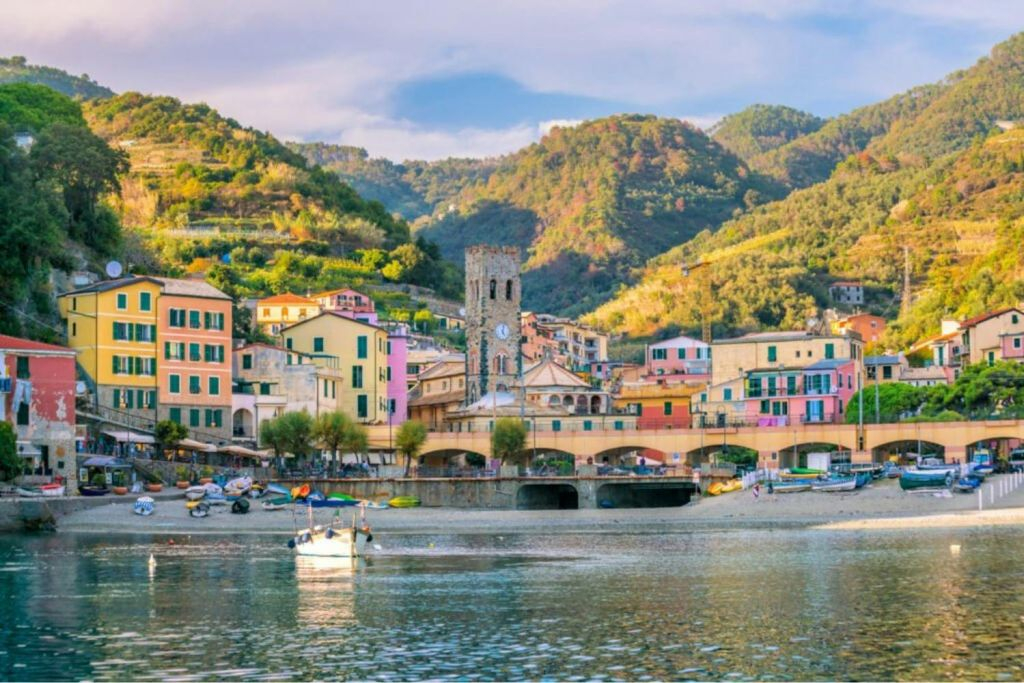 Cinque Terre Express: Train To/From La Spezia and Monterosso