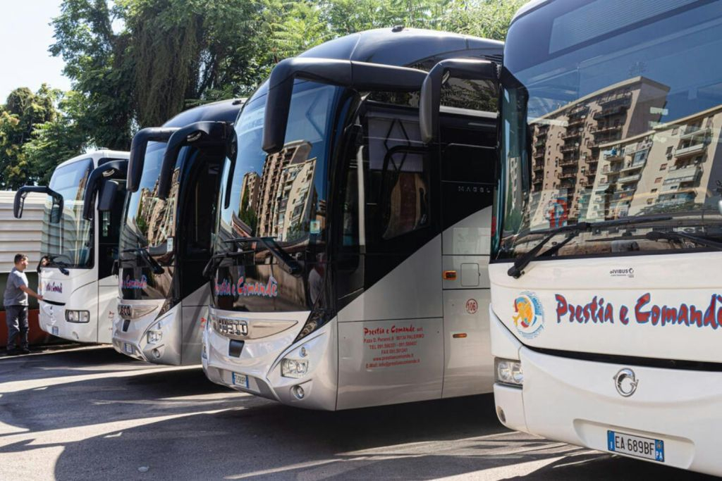 Palermo: Traslado de ônibus de/para o aeroporto e o centro da cidade