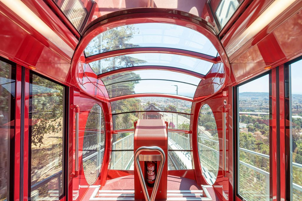 Tibidabo Funicular: Cuca de Llum Roundtrip Ride