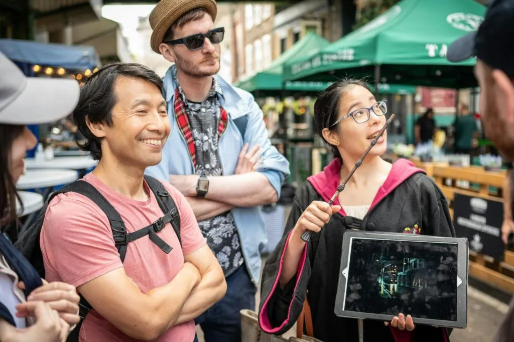 London: Guided Harry Potter Film Sites Visit + Ghosts of London Tour