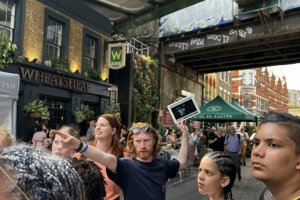 Londra: Visita guidata ai luoghi del film di Harry Potter + tour combinato con bus fantasma
