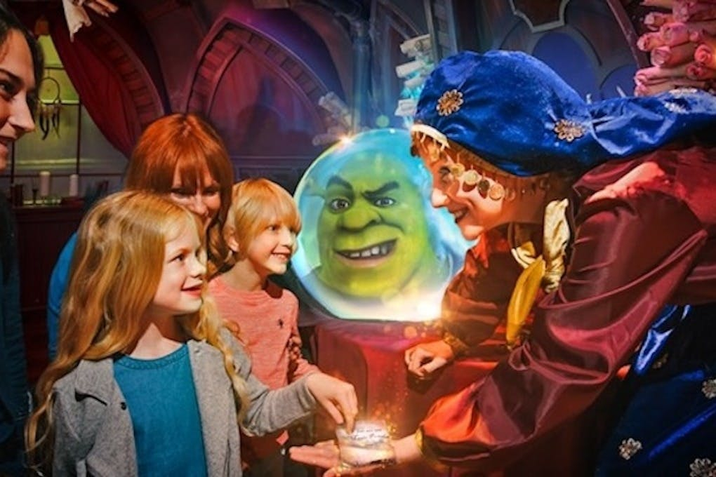 Londra: Visita guidata ai siti cinematografici di Harry Potter + Tour combinato dell'avventura di Shrek
