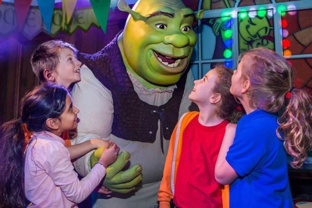 Londres: Visita guiada aos locais de filmagem de Harry Potter + excursão combinada de aventura do Shrek
