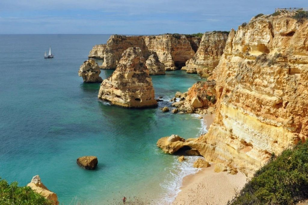 City Sightseeing Albufeira: Hop-on Hop-off Bus + Night Tour & Walking Tour