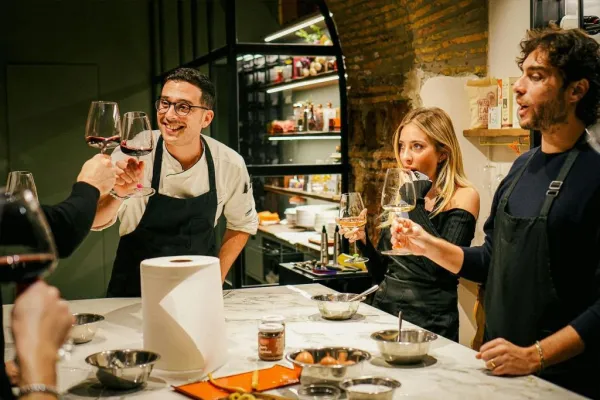 Roma: Corso di cucina sui ravioli e il tiramisù