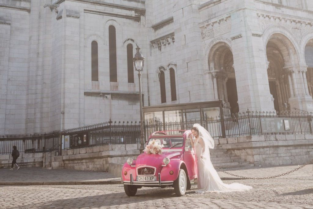 Paris: Private Tour in Pink Citroën 2CV