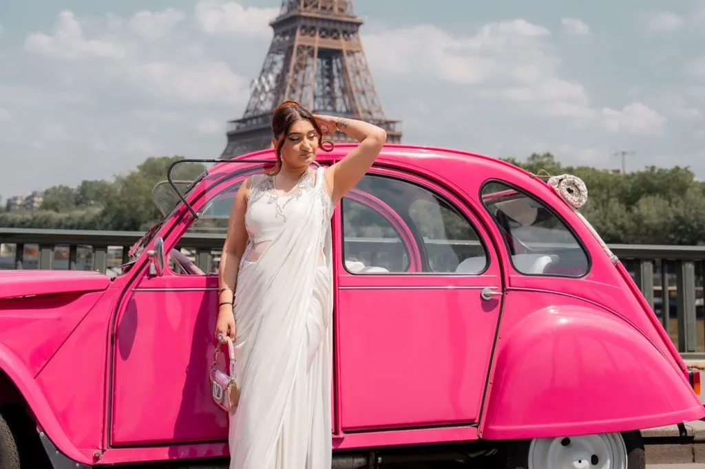 Paris: Private Tour in Pink Citroën 2CV