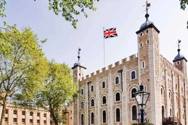 London: Harry Potter Film Sites Tour + Tower of London Entry