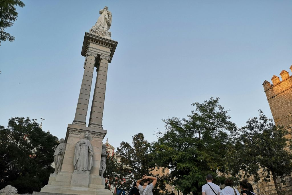 Seville: Guided Evening Historical Tour