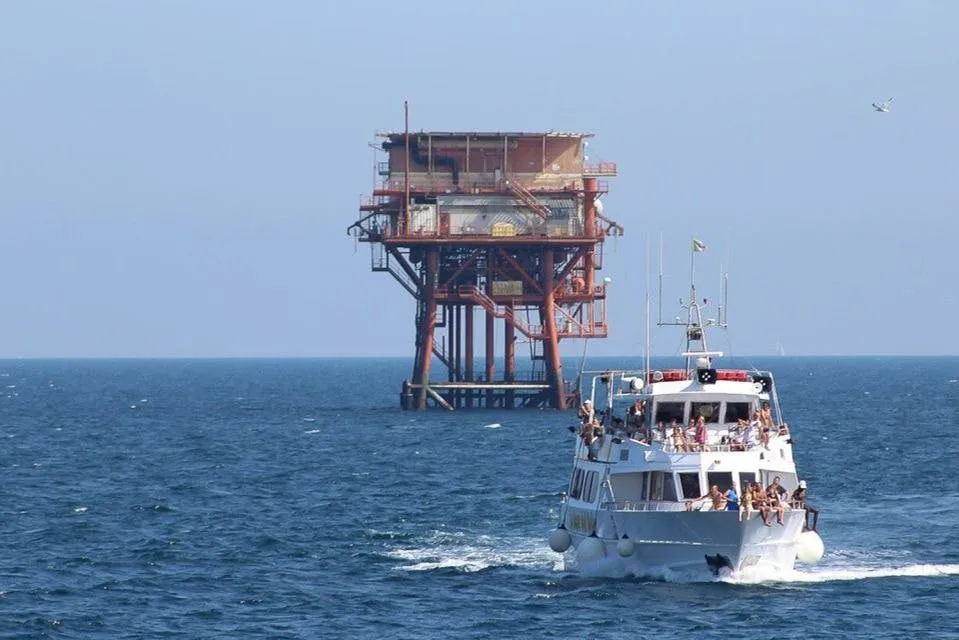 Milano Marittima: Romagnola Riviera Half-Day Boat Tour