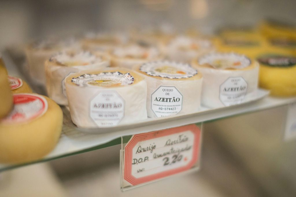 Lisbon: Guided Brunch Tour + Drinks