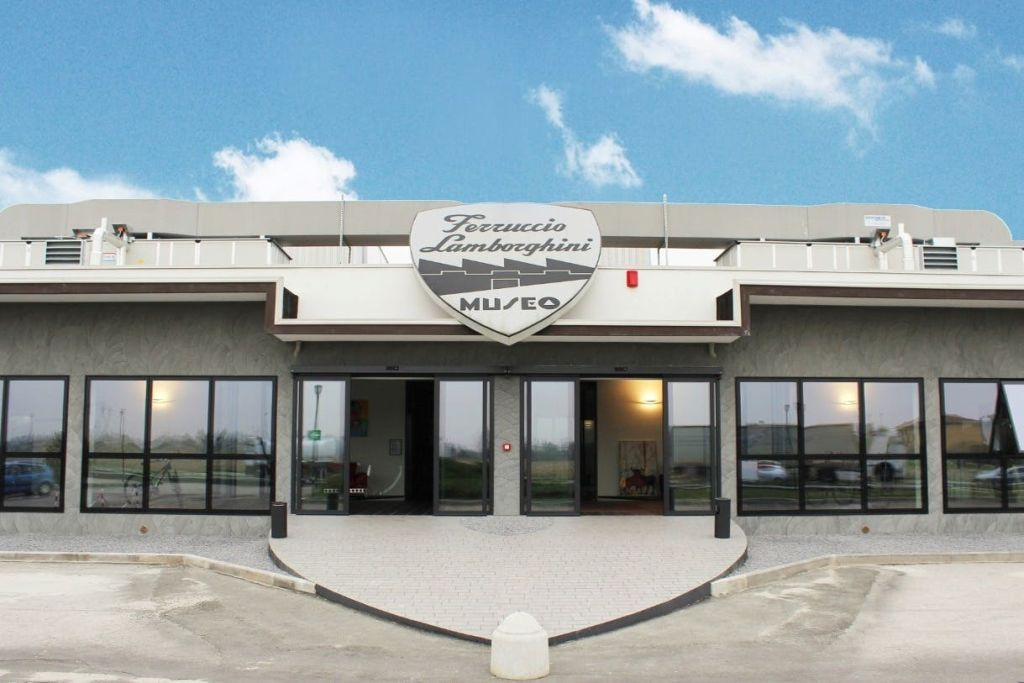 Musei Lamborghini e Musei Ferrari: Biglietto d'ingresso combinato