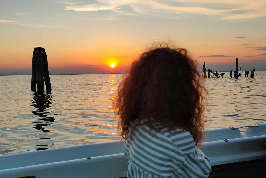Chioggia: Guided Venetian Lagoon Sunset Boat Tour