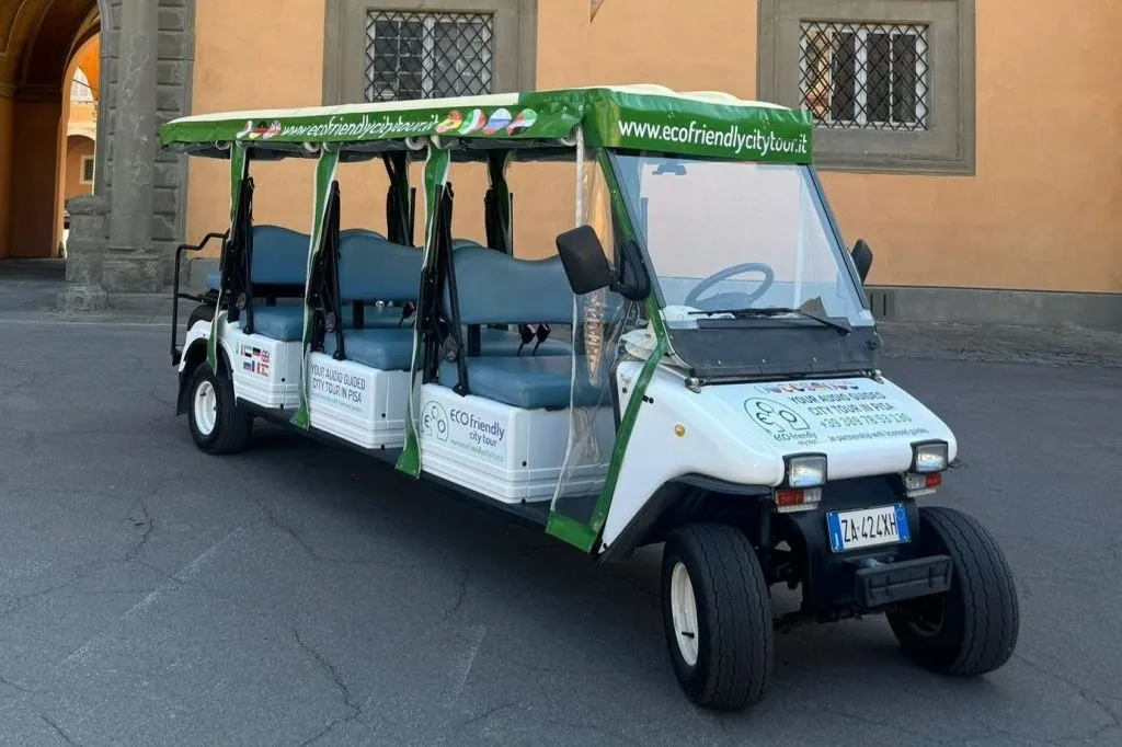Pisa: Guided City Tour by Panoramic Electric Car
