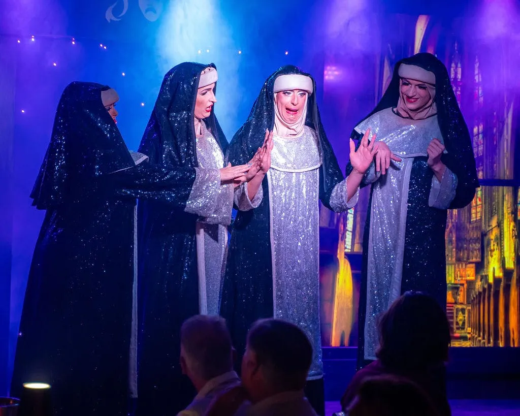 Music Hall Tavern Tenerife: Comedy Drag Show Ticket + Dinner