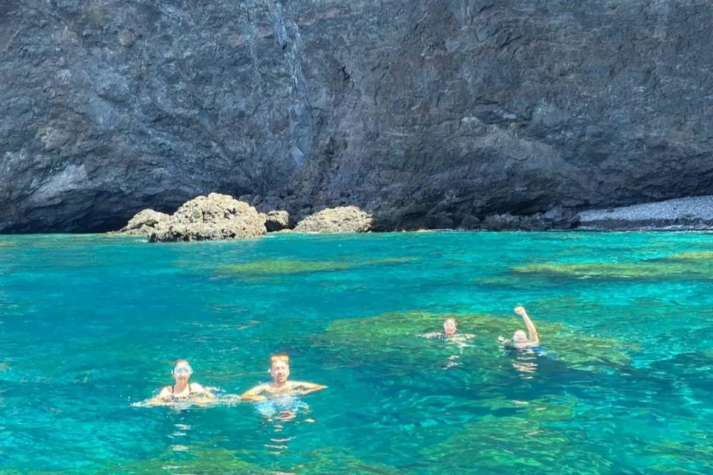 Punta De Teno: Excursión en barco desde Los Gigantes + Snorkel + Bebidas