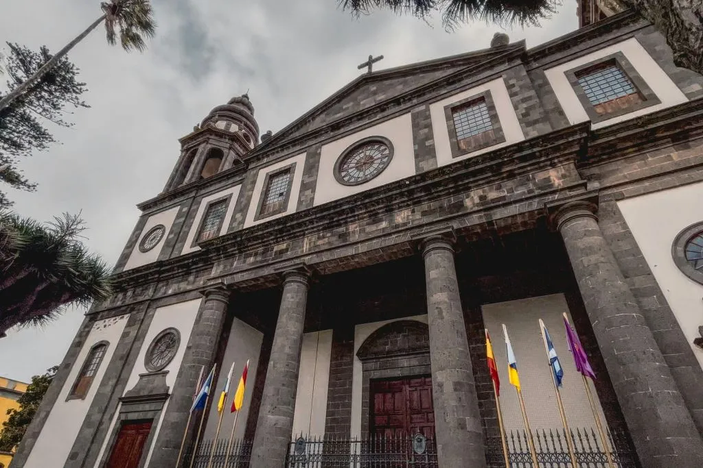 Santa Cruz, La Laguna y Anaga: Visita guiada + Transporte