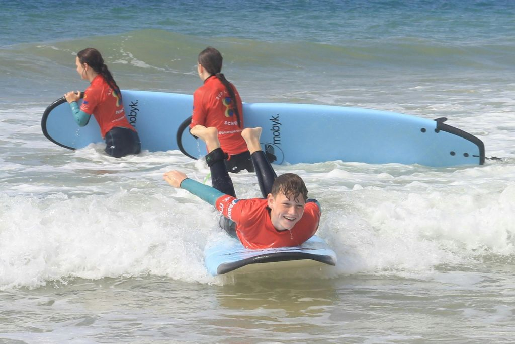 Private Surf Experience: 1 to 4 People Session