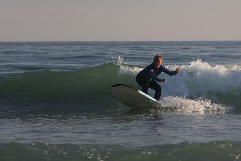 Private Surf Experience: 1 to 4 People Session