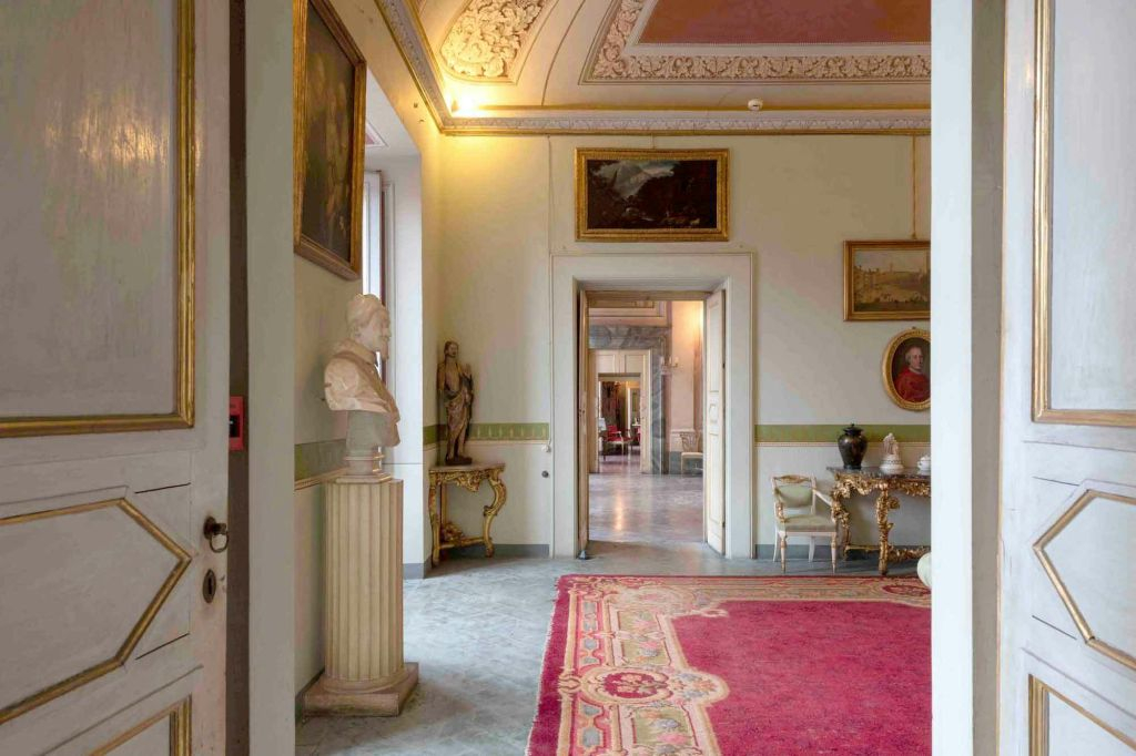 Palazzo Chigi Zondadari : Entrée + Visite guidée + Concert d'opéra