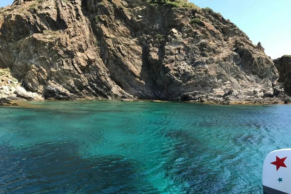 Parque Natural del Cap de Creus: Excursión en catamarán desde Roses